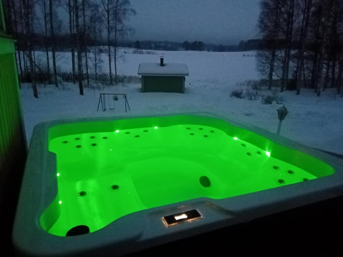 Villa Jacuzzi Niemelae Melkoniemi Esterno foto